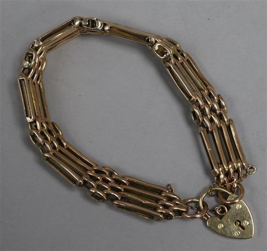 A 9ct gold gatelink bracelet, 15.3 grams.